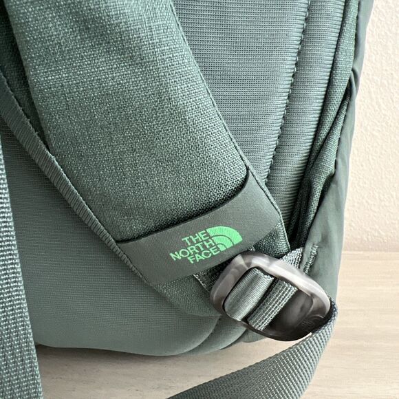 The North Face Women’s Isabella 3.0 Backpack Dark Sage Large - Picture 8 of 16